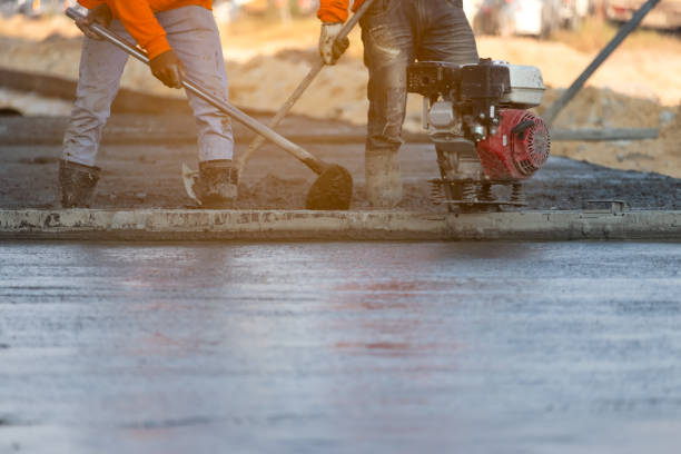 Best Driveway Concrete Repair  in La Mirada, CA