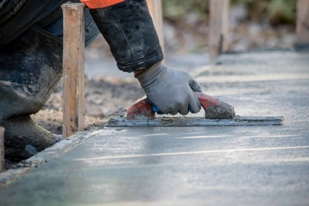 Best Concrete Driveway Installation  in La Mirada, CA